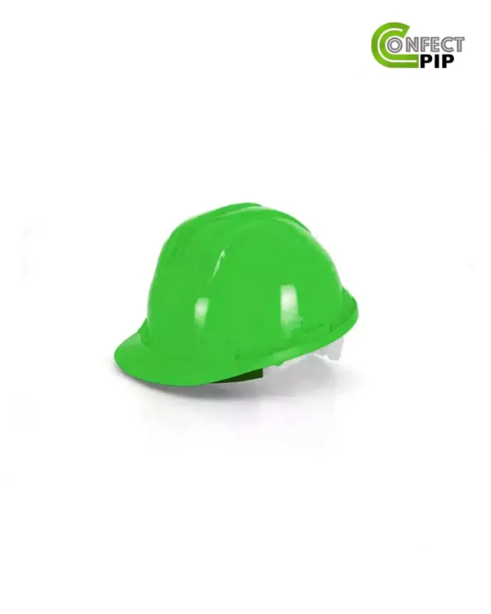 Casque de sécurité Vert pour projet de construction, offrant une protection fiable et confortable sur le chantier.